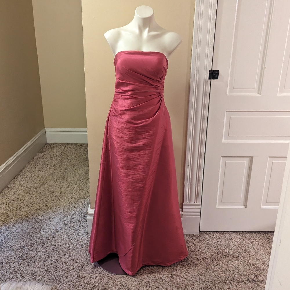 Bill Levkoff Classics pink dress with removable straps size 0